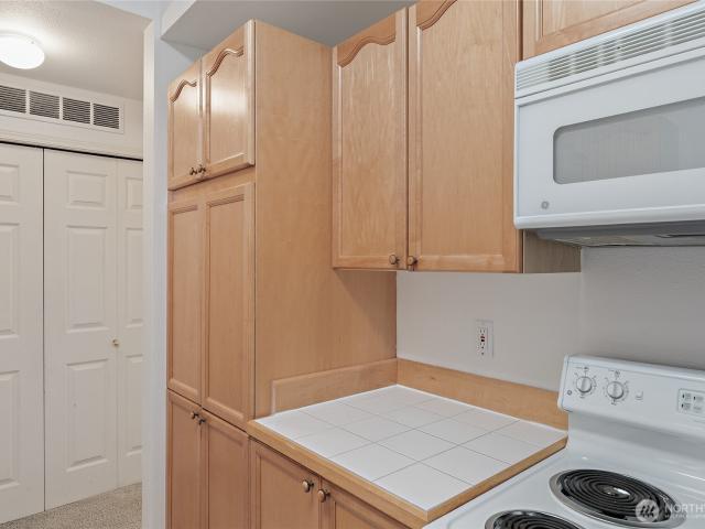 12122 NE 171st Pl, Unit D201, Bothell, WA 98011 | MLS #2504