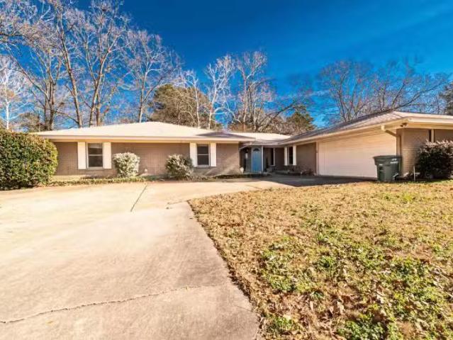 1212 N MAIN ST, MONTICELLO, AR 71655