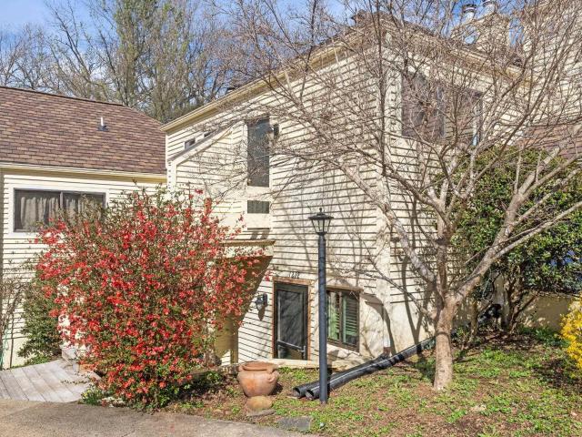1212 Chatham Ridge, Charlottesville, VA 22901 | MLS #675505