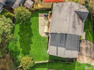 1212 rd Avenue NE