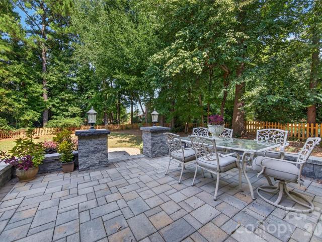 12135 Darby Chase Drive