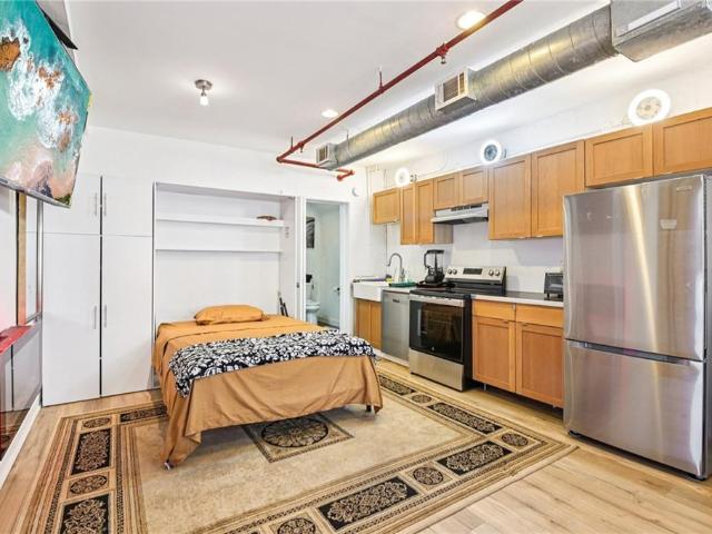 1213 Allene Avenue SW 113