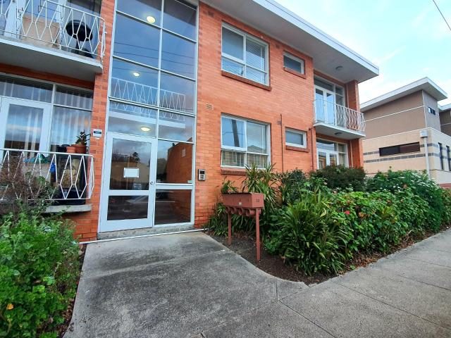 12/13 Crimea St, Caulfield North