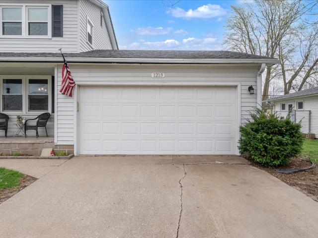 1213 5TH Street W