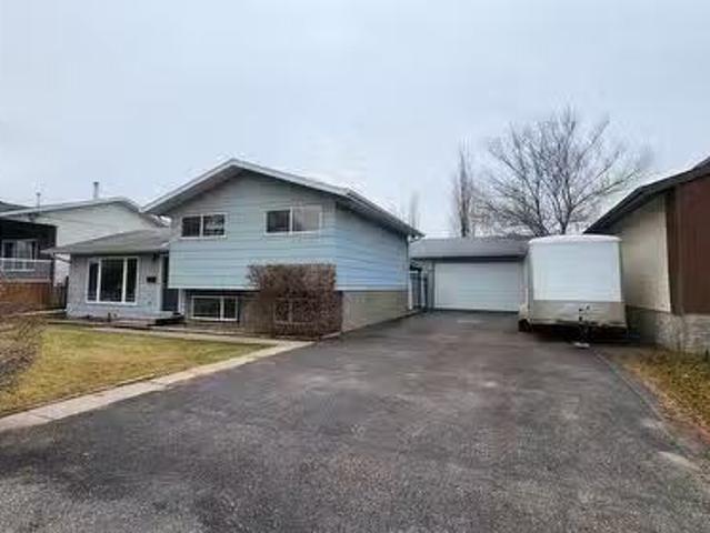 121 19Th Street, Battleford, SK, S0M 0E0 house for sale Lis.