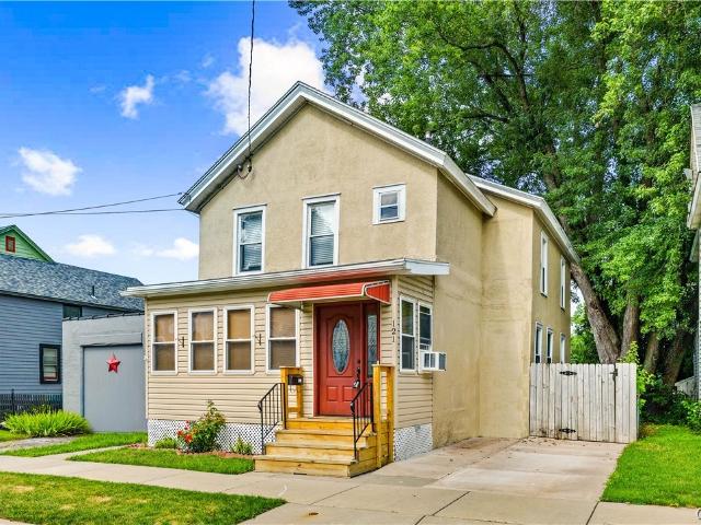 121 1st Street