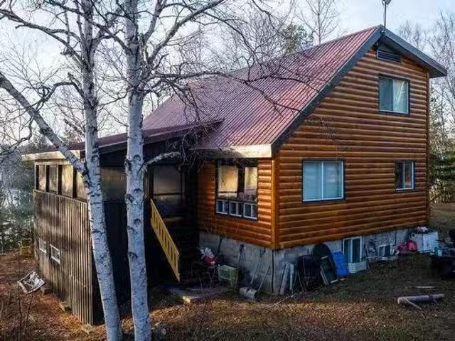 121 Ch. Du Marquis, Chute Saint Philippe, QC, J0W 1A0 house.
