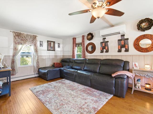 121 Charlestown Road