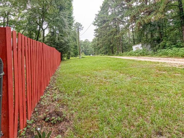 121 Circle Oak Drive