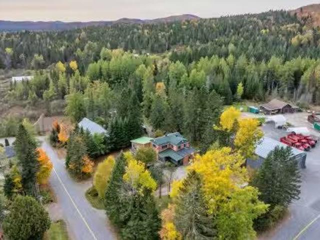 121 Crois. Des Trois Lacs, Lantier, QC, J0T 1V0 house for sa.