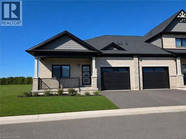 121 Barn Owl Way, Simcoe, ON, N3Y 0E3 townhouse for sale | Listing ID 40859 | Royal LePage
