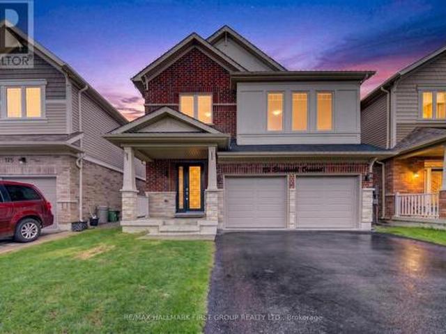 121 Blackwell Crescent, Oshawa, ON, L1L 0C1 house for sale | Listing ID E13707 | Royal LePage