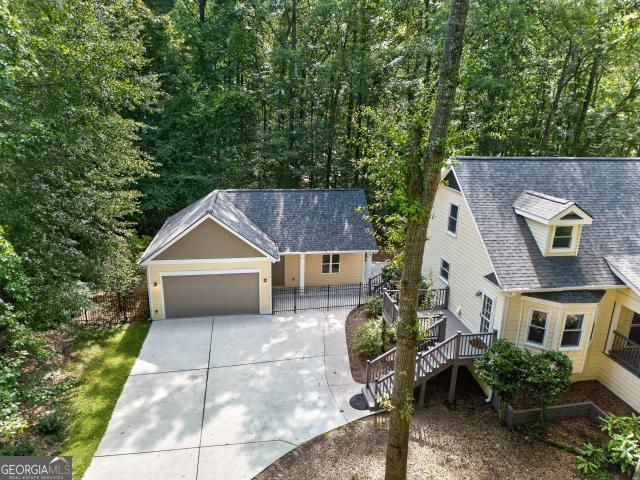 121 Broom Boulevard