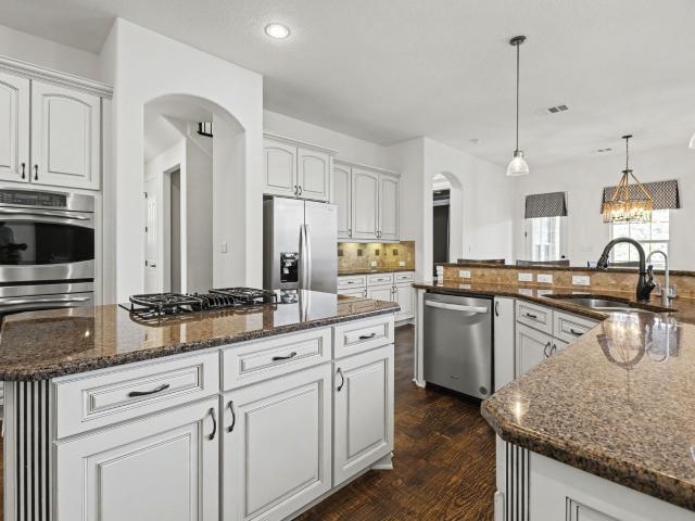 121 Burgess Ln, Austin, TX 78738 | MLS #5570