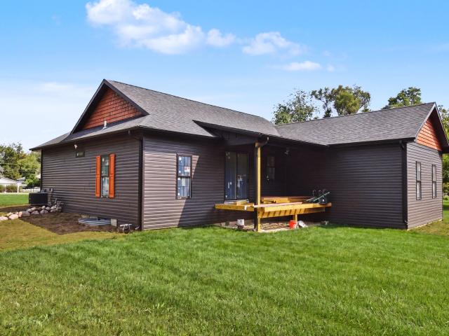 121 Glenwood Dr