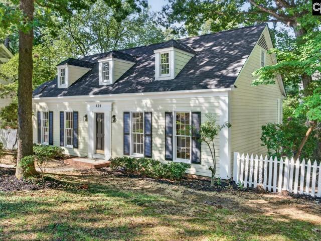 121 King George Way
