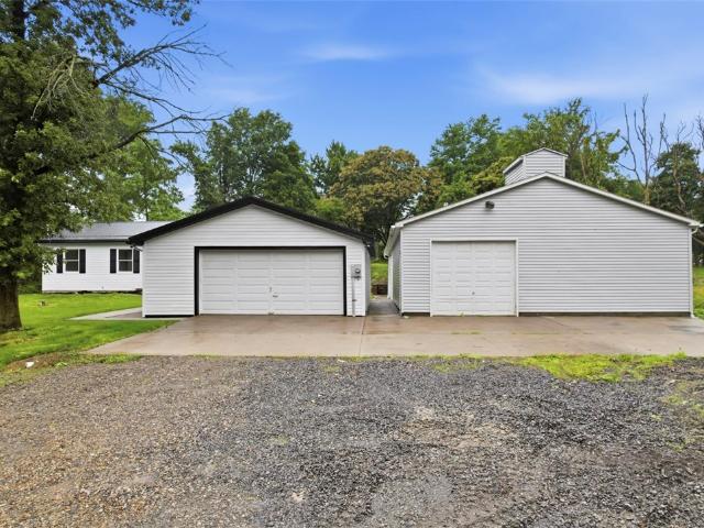 121 Kyle Rd