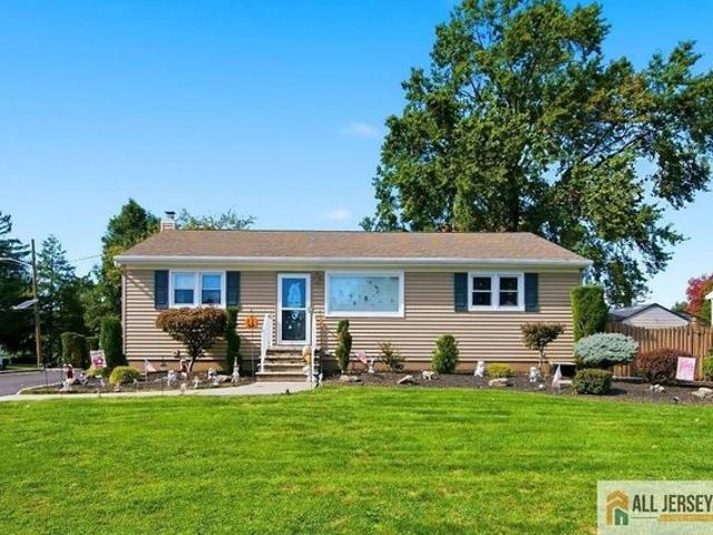 121 Hadley St, Piscataway, NJ 08854