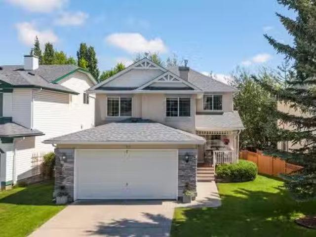 121 Harvest Park Way Ne, Calgary, AB, T3K 4K7 house for sale.
