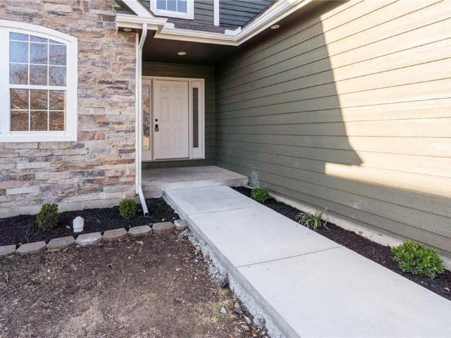 121 Hillside Drive