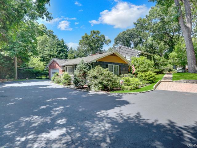 121 Old Field Road