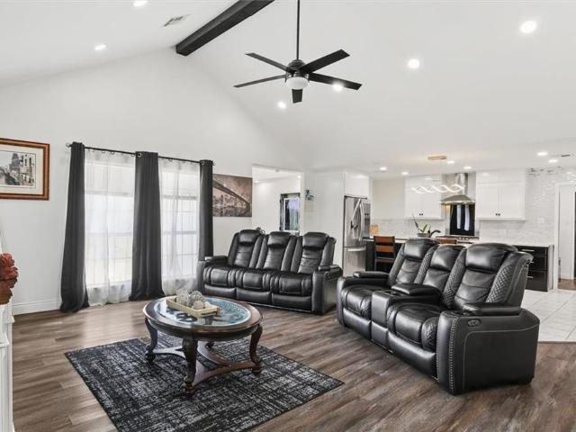 121 Old Safari Heights Drive