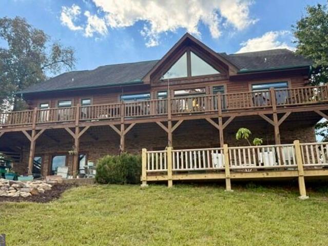 121 Lola Drive
