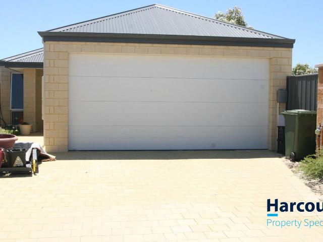 12/1 Lemann Turn, BANKSIA GROVE, WA 6031