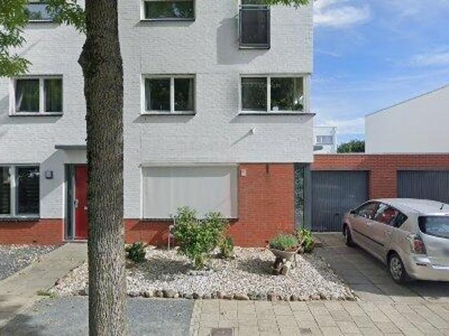 121 m2 apartment for rent in Maastricht