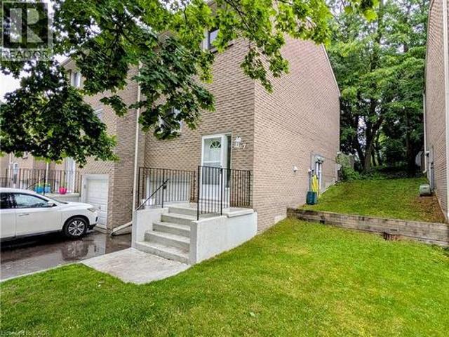 121 Morgan Avenue Unit# 7, Kitchener, ON, N2A 2M4 townhouse for sale | Listing ID 40867 | Royal LePage