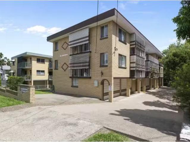 1/21 Macaulay Street, Coorparoo Apartment for rent Listed by.