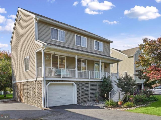 121 Mariners Point Drive