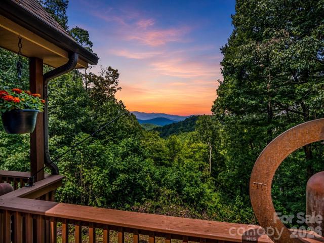 121 Mitchell View Drive