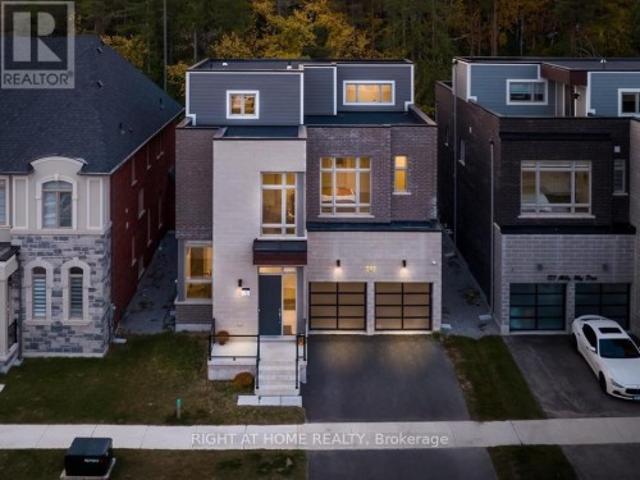 121 Milky Way Drive, Richmond Hill, ON, L4C 4L9 house for sale | Listing ID N13729 | Royal LePage