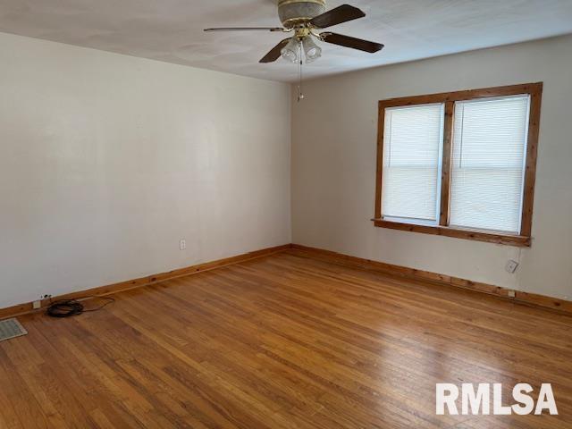 121 N 9TH Street
