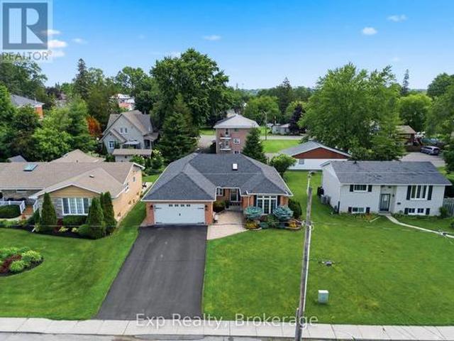 121 Simcoe Street, Greater Napanee, ON, K7R 2X5 house for sale | Listing ID X13736 | Royal LePage