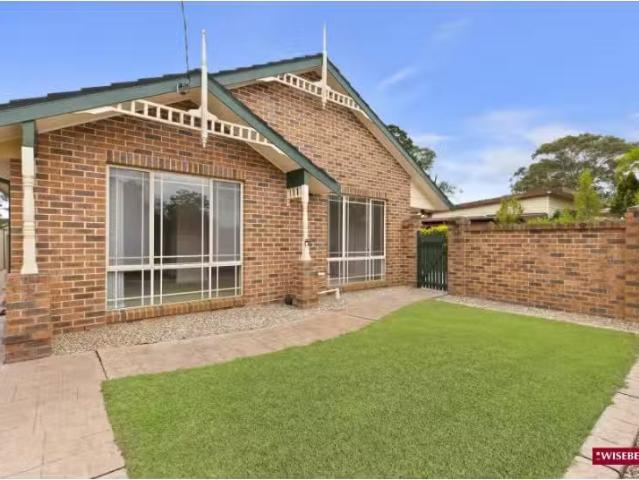 1/21 Squirrel Street, WOY WOY Apartment for rent Listed by Li.