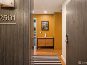 121 Stewart Street # 2501