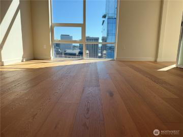 121 Stewart Street # 3302