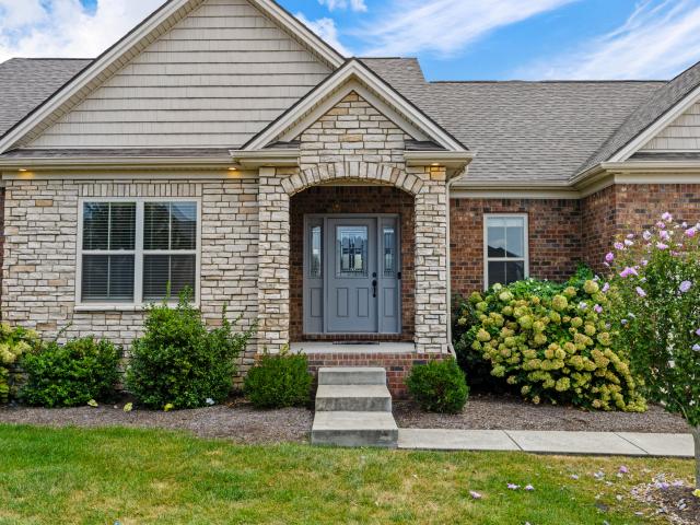 121 Sunningdale Drive