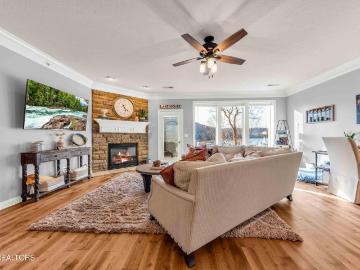 121 Pinnacle Point
