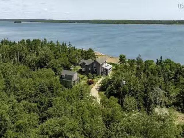 121 Pleasant Point Road, Osborne Harbour, NS, B0T 1L0 house.