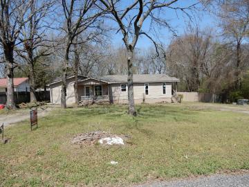 121 Rolling Hills Road