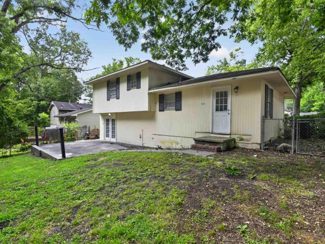 121 Redstone Drive