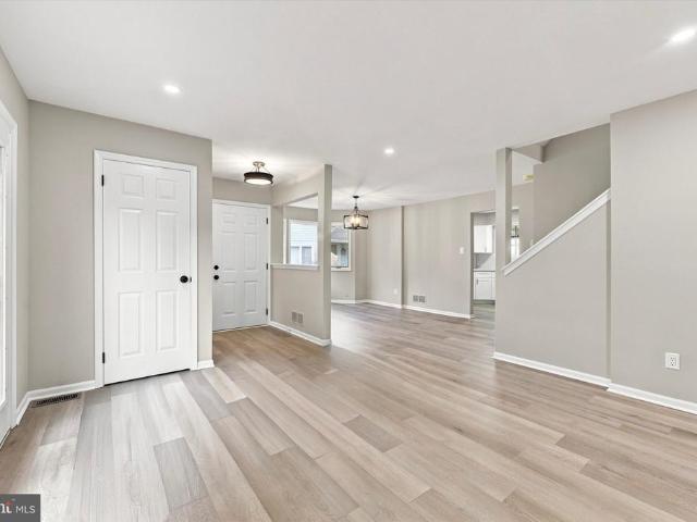121 W Thomas Court # 121
