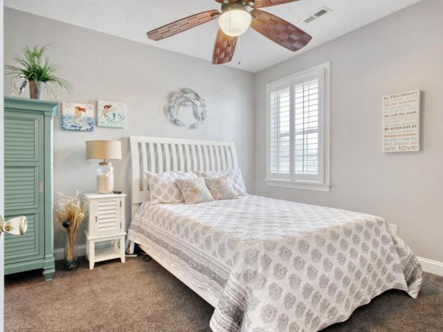 121 Waypoint Ridge Ave. P 15
