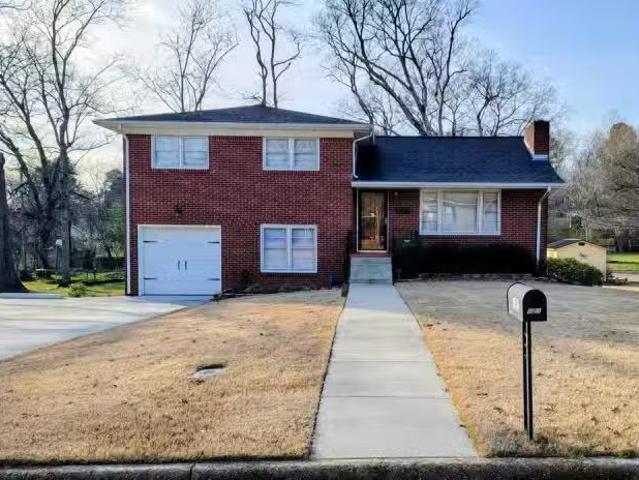 121 WALKER AVE, TUSCUMBIA, AL 35674