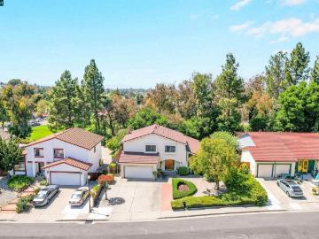 121 Violet Rd