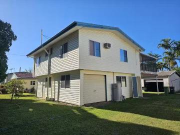 121 Zelma Street, Grasstree Beach, QLD 4740