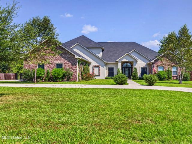 12244 E Pointe Drive